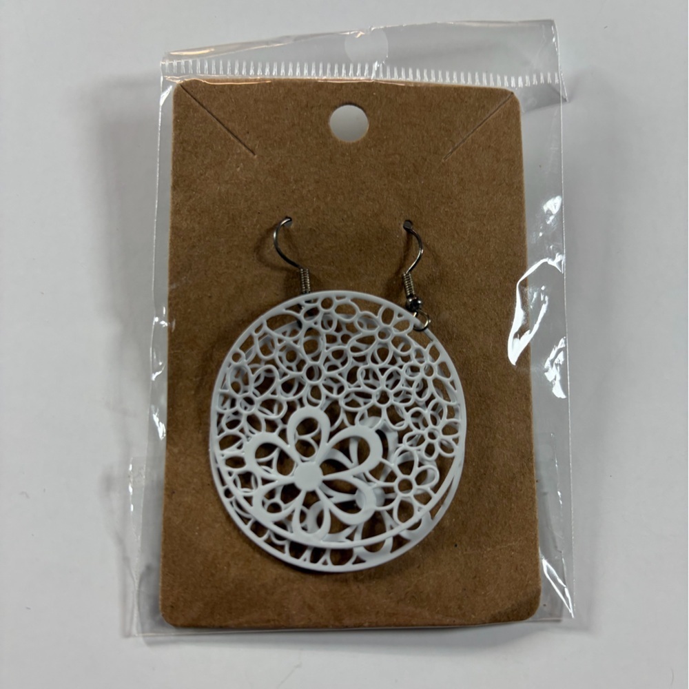 White Filigree Round Dangle Earrings Lightweight